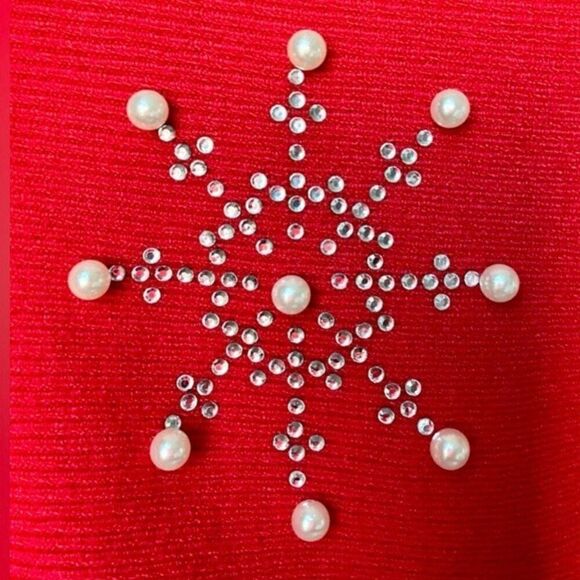 Liv Milano Red Holiday Embellished Sweater Rhinestone Pearl Snowflakes Sz S NWT - Picture 5 of 11